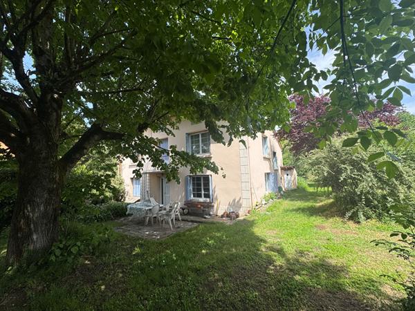 Maison Saint Jean De Verges 6 pièce(s) 145 m2