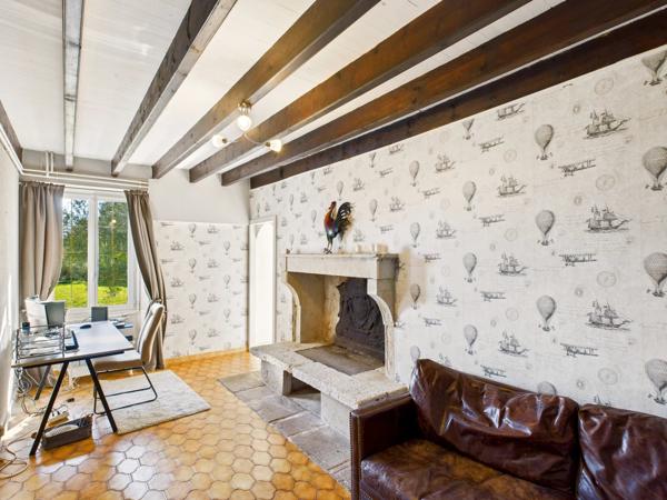 Superbe maison de campagne avec piscine, beaucoup d'espace et un potentiel de revenus