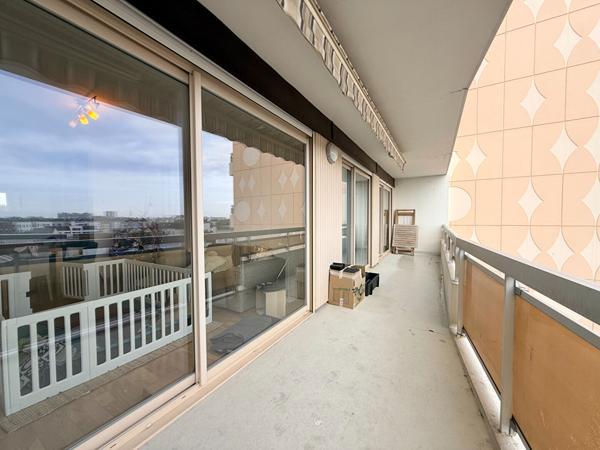 Superbe appartement de 114 m² , 5 chambres, Square des Anciennes Provinces, Angers