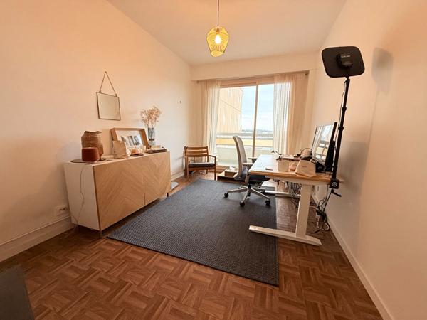 Superbe appartement de 114 m² , 5 chambres, Square des Anciennes Provinces, Angers