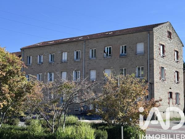 Immeuble à vendre 678 m² Le Chambon-Feugerolles