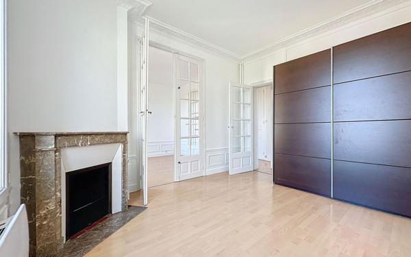 Appartement à louer    2 pièces • 41,44 m2 Maisons-Alfort