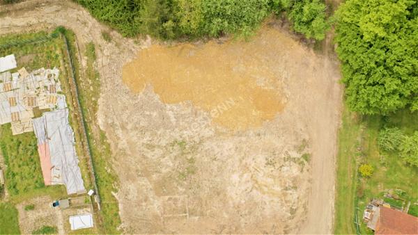 Terrain de plus de 6200m² sur le secteur de Saint Germain du Bois!!