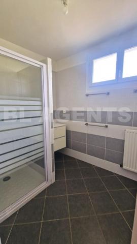 Propriété Rare – Deux Habitations Indépendantes – Castelsarrasin