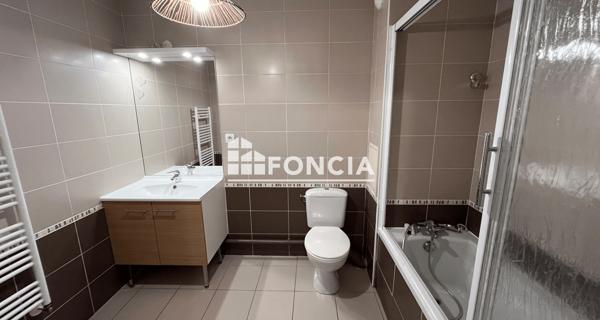 À vendre Studio 46.6 m² - Annemasse 74100