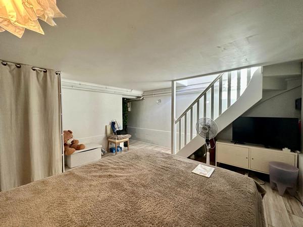 Charmant 2 pièces avec extérieur ? Quartier prisé des Bouches-du-Loup, proche plages