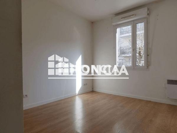 Location Appartement 4 pièces 78.76 m² - 114 BLD JOHN KENNEDY Corbeil Essonnes 91100