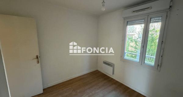 Location Appartement 4 pièces 78.76 m² - Corbeil-essonnes 91100