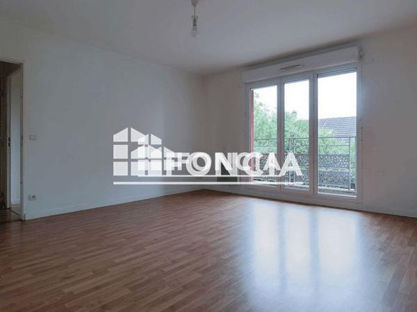 Location Appartement 4 pièces 78.76 m² - 114 BLD JOHN KENNEDY Corbeil Essonnes 91100