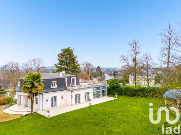 Location maison 9 pièces 230 m² Noisy-le-Grand