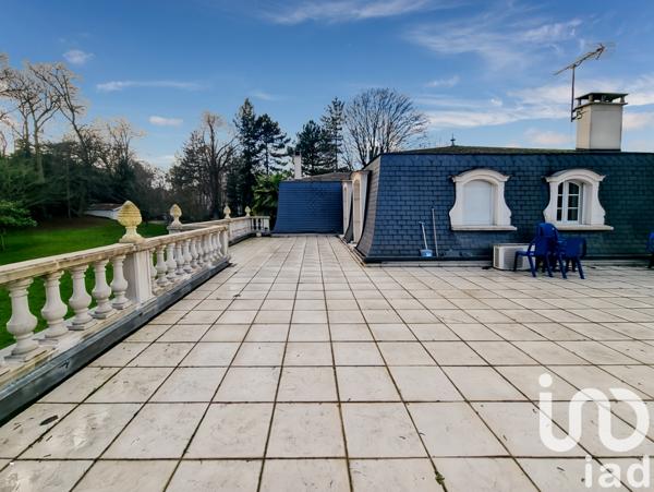 Location maison 9 pièces 230 m² Noisy-le-Grand