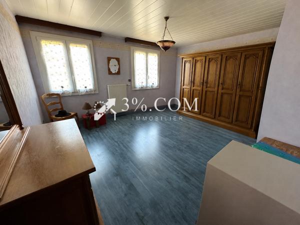 Maison
                                                                                                                                                                                                                                                                                                                        5 pièce(s)                                                                                                                                                                                                          3 chambre(s)                                                                                                                                                                                                          94  m²