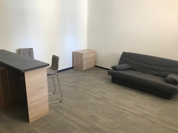 Location Appartement 1 pièce Issoudun (36100) - Rue aux lièvres