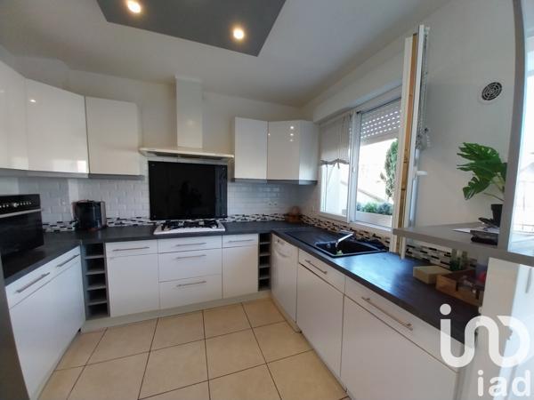 Maison à vendre 6 pièces 95 m² Chelles