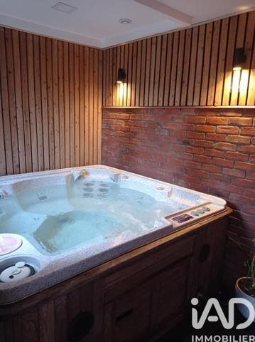 Maison à vendre 7 pièces 230 m² Hem