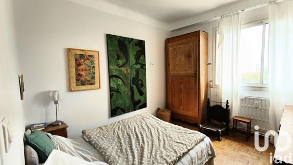 Appartement 3 pièces de 80 m² à Nîmes (30000)