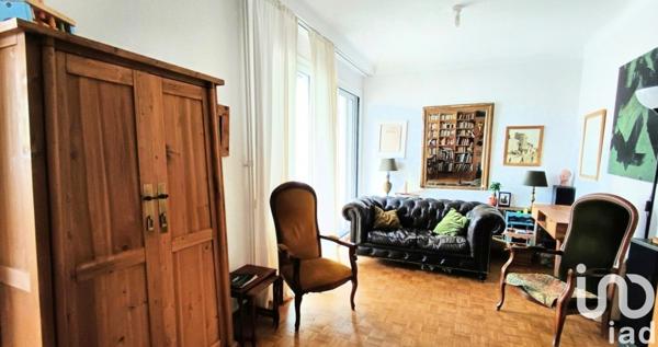 Appartement 3 pièces de 80 m² à Nîmes (30000)