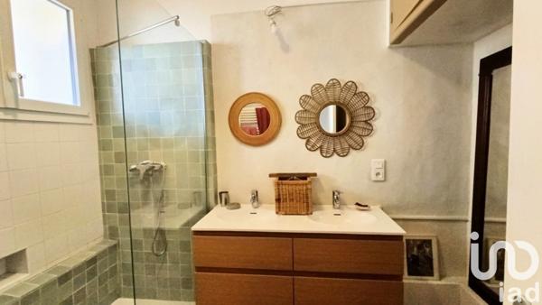 Appartement 3 pièces de 80 m² à Nîmes (30000)