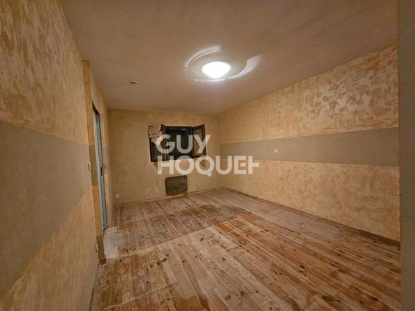 Maison de Village T5 avec Cour et Garage à Coursan - 113 m²