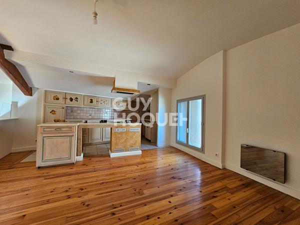 Maison de Village T5 avec Cour et Garage à Coursan - 113 m²