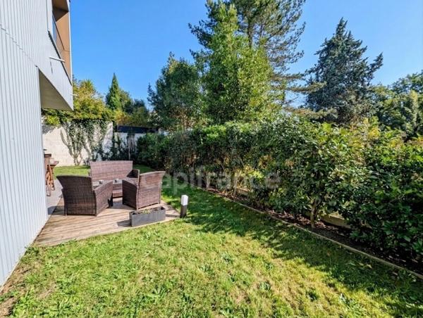 Appartement à vendre 3 pièces BORDEAUX CHARTRONS (33) - Jardin, terrasse, parking et cellier