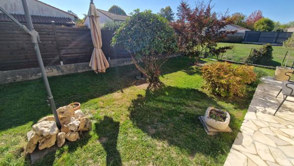 Plain-pied lumineux de 110 m² avec jardin clos ? Rive droite