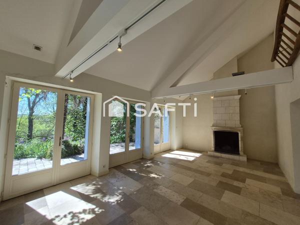 MAISON MAITRE 200m², 5ch, rivière (Creuse), jardin