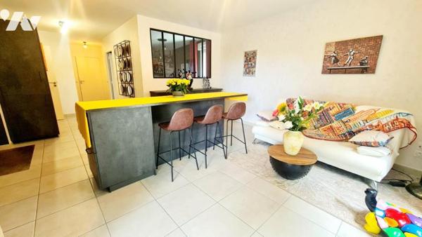 A VENDRE - SAINT-MARC-SUR-MER - Appartement de 2 chambres et un bureau avec terrasse et parking 