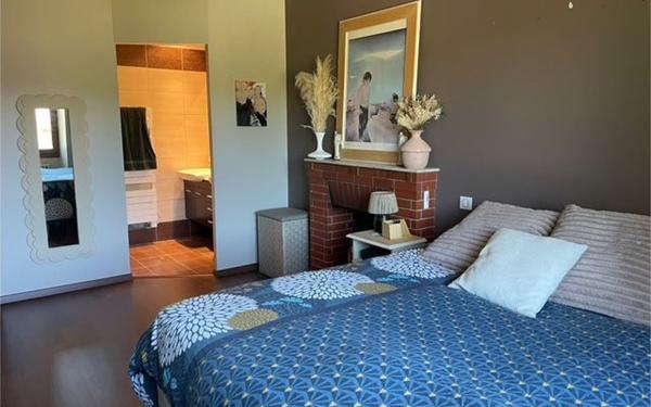 Maison à vendre    6 pièces • 196,97 m2 Izeaux