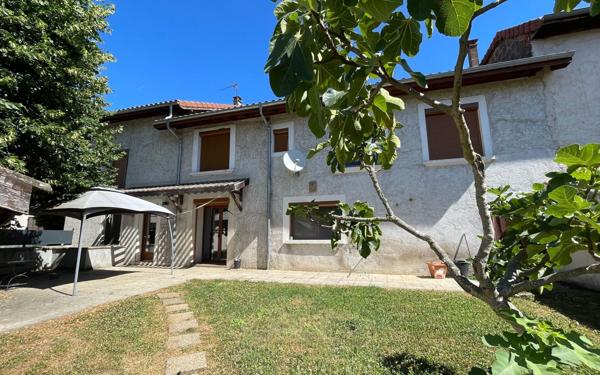 Maison à vendre    6 pièces • 196,97 m2 Izeaux