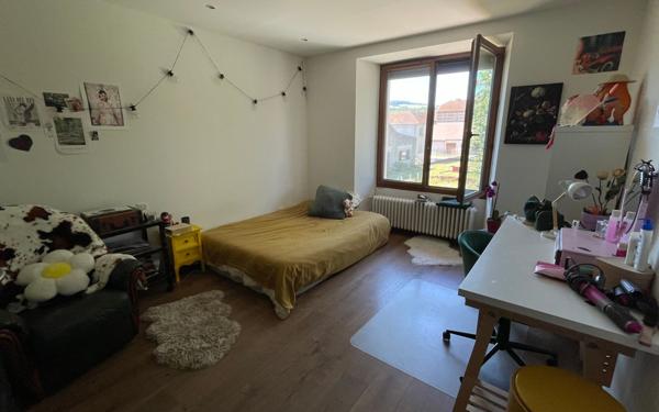 Maison à vendre    6 pièces • 196,97 m2 Izeaux