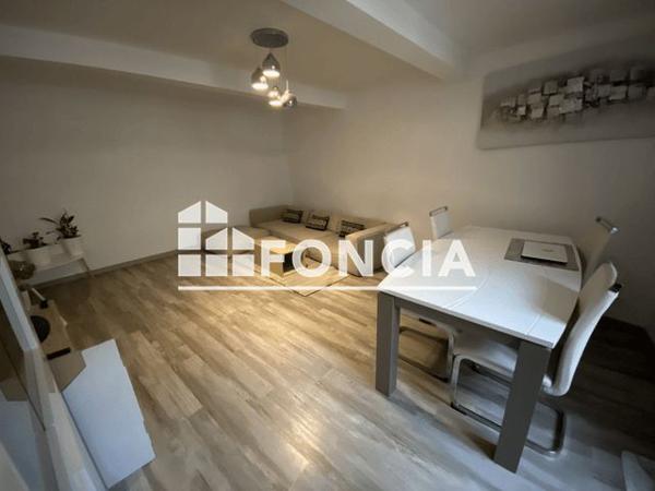 Location Maison 5 pièces 125 m² - 3 RUE MARECHAL FOCH Chateauneuf Du Pape 84230