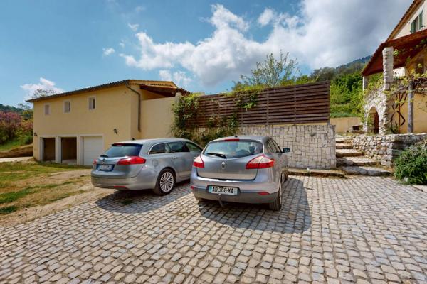 Maison à vendre 9 pièces de 290 m²