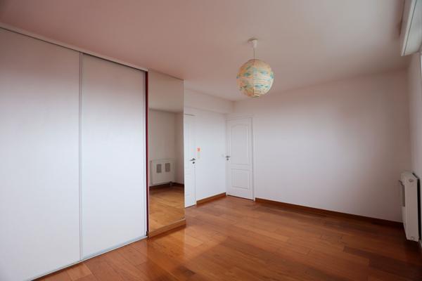 Appartement 5 pièces 123.86 m2