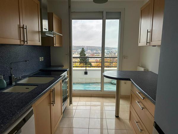 Appartement 5 pièces 123.86 m2