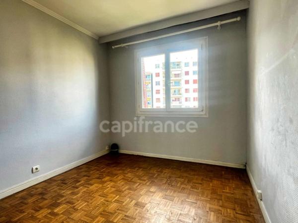 A vendre, 2 pièces, 44 m², Dernier étage, Rue Auguste Pégurier, NICE 06200, Alpes-Maritimes