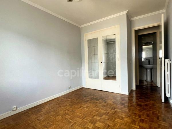 A vendre, 2 pièces, 44 m², Dernier étage, Rue Auguste Pégurier, NICE 06200, Alpes-Maritimes