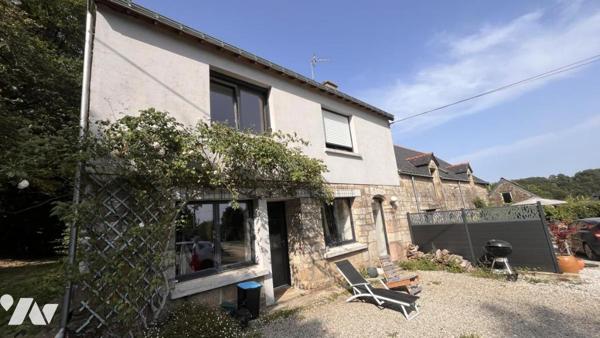 A VENDRE BAUD Campagne propriété de caractère avec dépendances - AU CALME