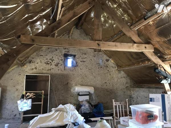 A VENDRE BAUD Campagne propriété de caractère avec dépendances - AU CALME