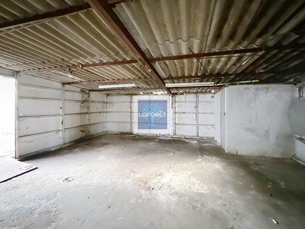 Achat local commercial près de MONTENDRE - 1 pièce(s) - 262 m² - 150 900 €