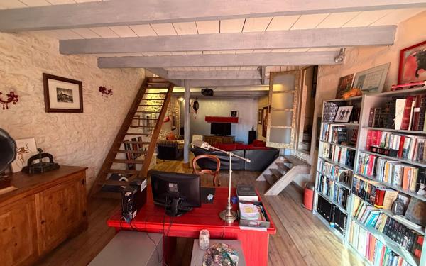 Maison à vendre    6 pièces • 220 m2 Tarascon