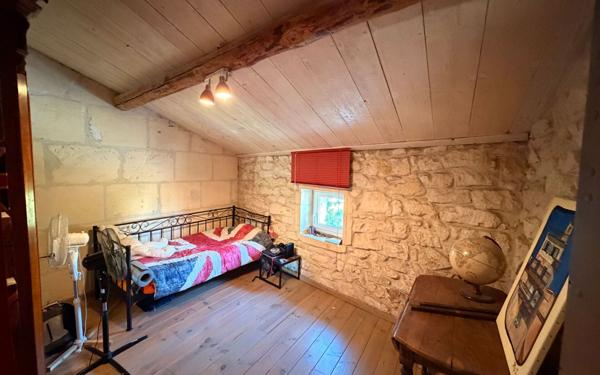 Maison à vendre    6 pièces • 220 m2 Tarascon