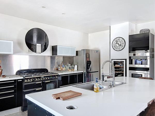 Maison à vendre Montauban(82) Fonneuve plain pied, garages, piscine, 4 chambres