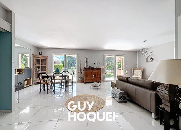 Villa Plain Pied 3CHBS + Dble Garage - 71850 CHARNAY LES MACON