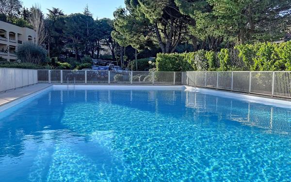 Appartement à vendre    2 pièces • 51,36 m2 Cannes