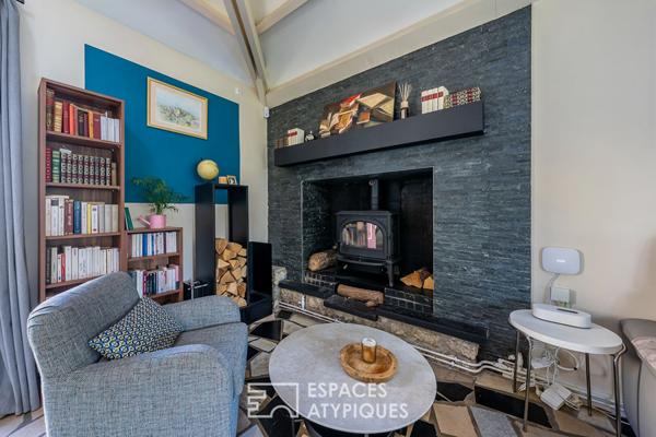 Maison de charme avec jardin bucolique à proximité de la gare.