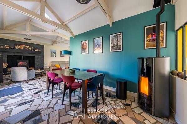 Maison de charme avec jardin bucolique à proximité de la gare.