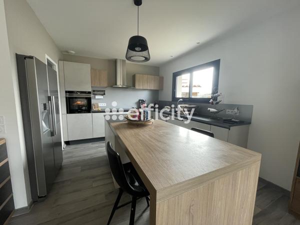 Maison 4 pièces - 197 m² Bien prestige