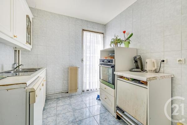 Appartement F5 à vendre  4 pièces - 81,59 m 2   PARIS  - 75015