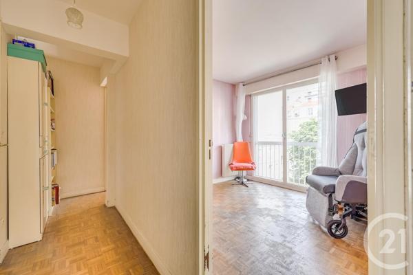 Appartement F5 à vendre  4 pièces - 81,59 m 2   PARIS  - 75015